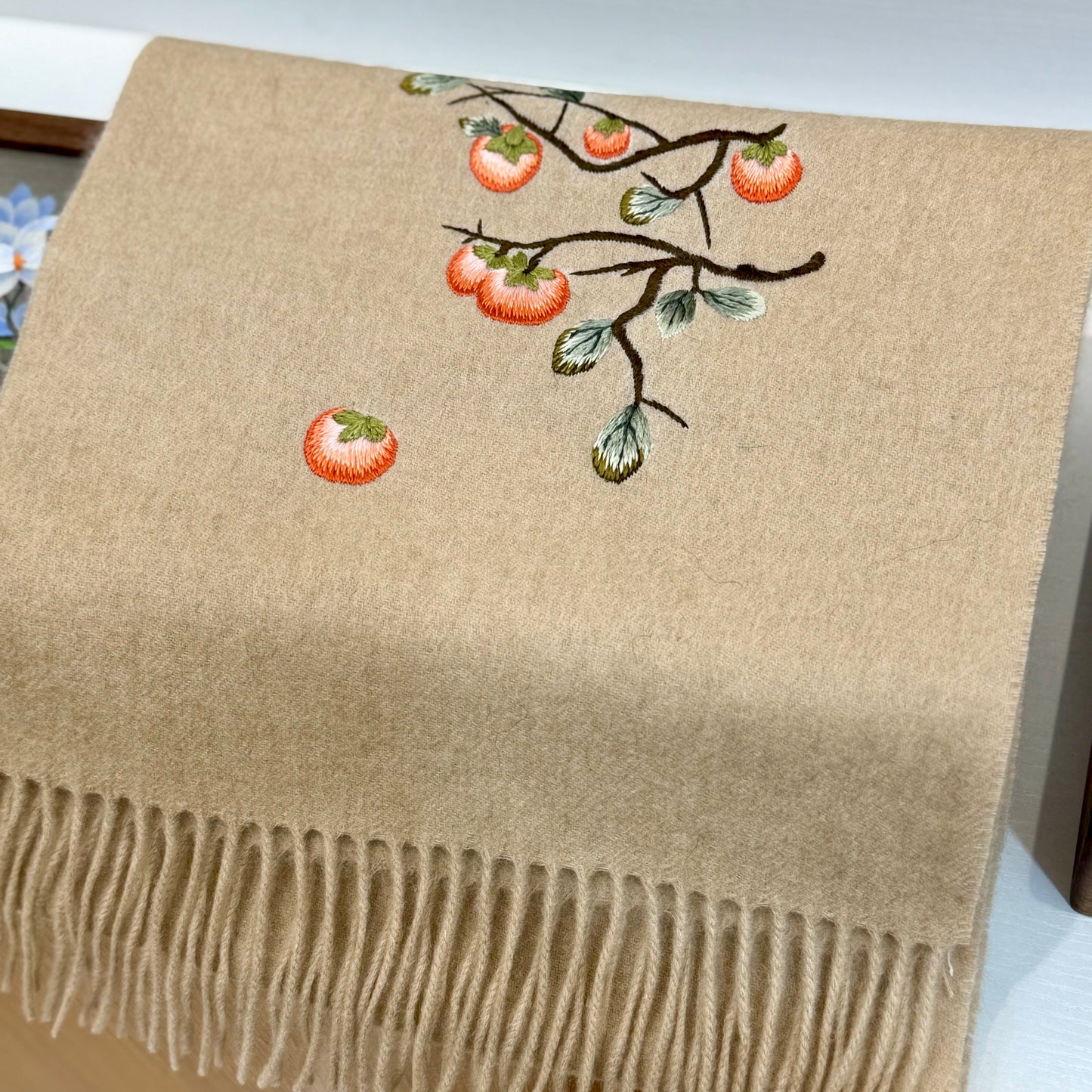 100% Cashmere Scarf with Su Embroidery : Everything as you wish